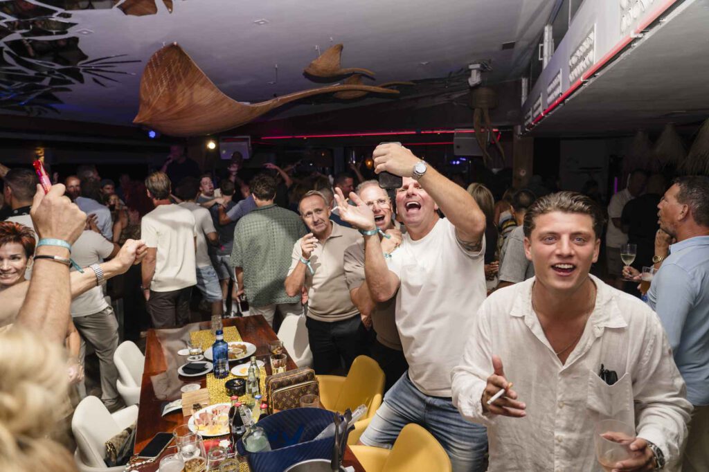 Ibiza Express Party in Paradise 2026, foto 121 door Monutes